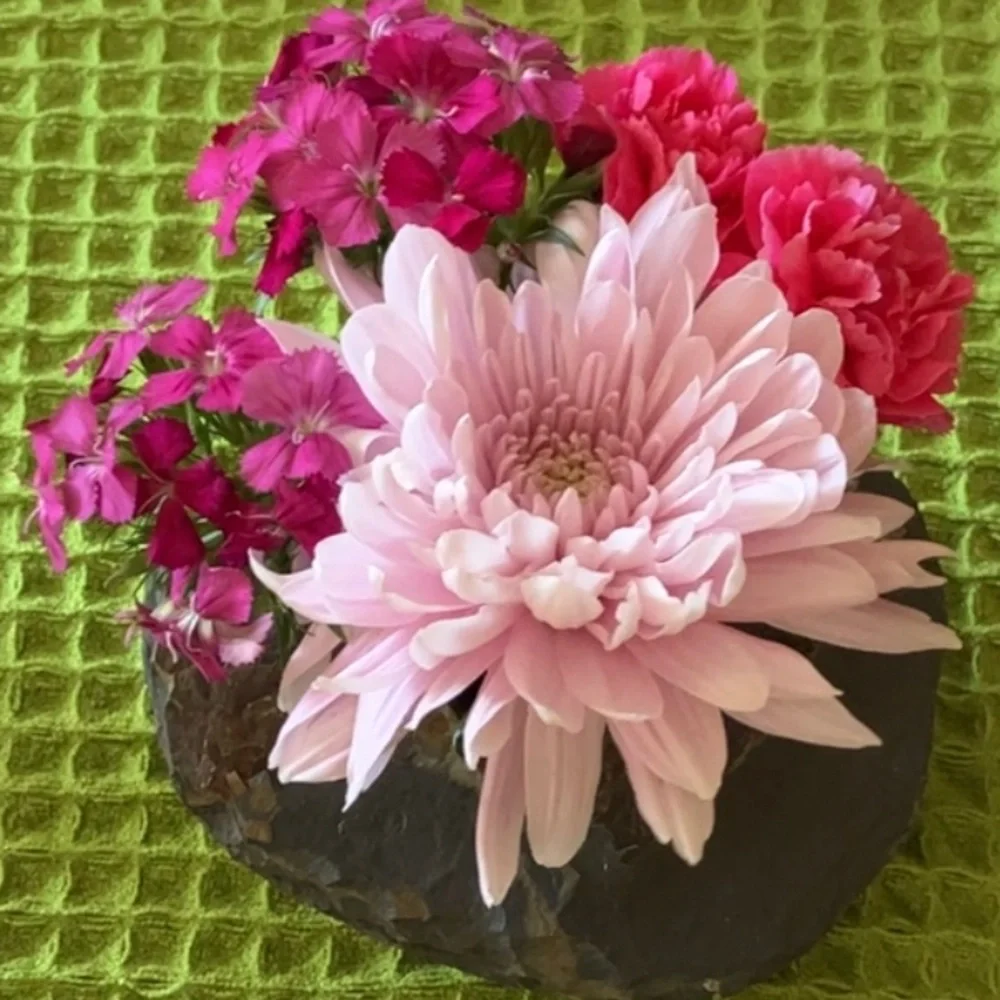 Stone Flower Frog - Floral Arrangement Tool